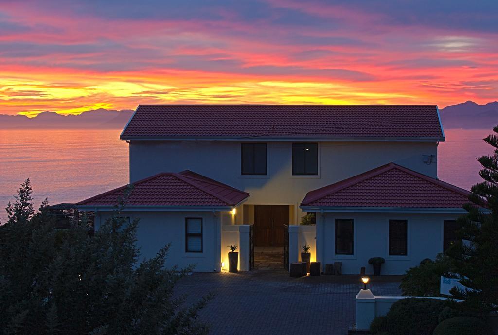 גנסבאי Cliff Lodge מראה חיצוני תמונה
