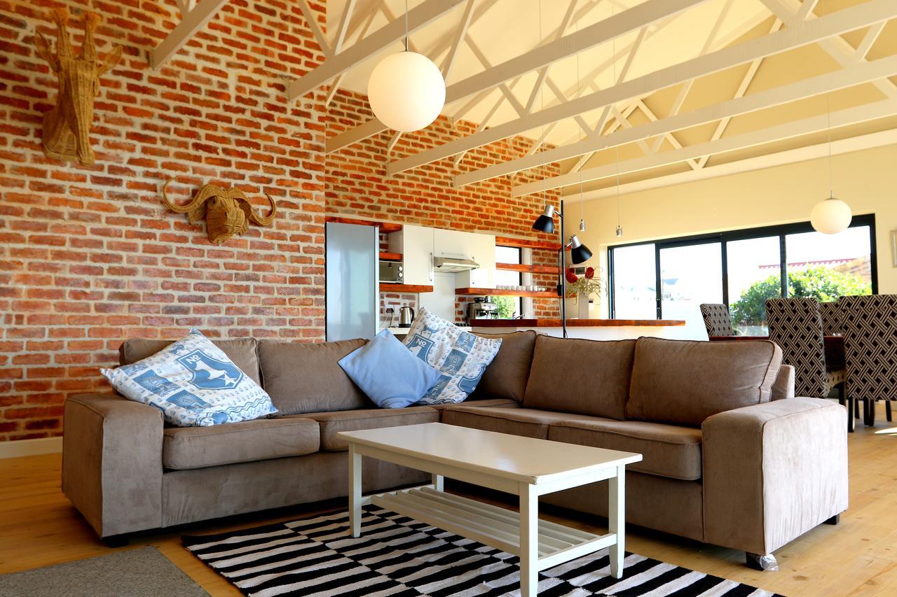 גנסבאי Cliff Lodge מראה חיצוני תמונה